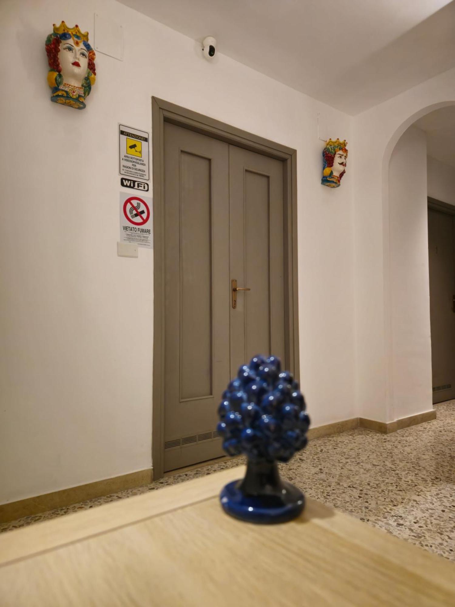 Palermo Belmonte Florio Apartment Ngoại thất bức ảnh